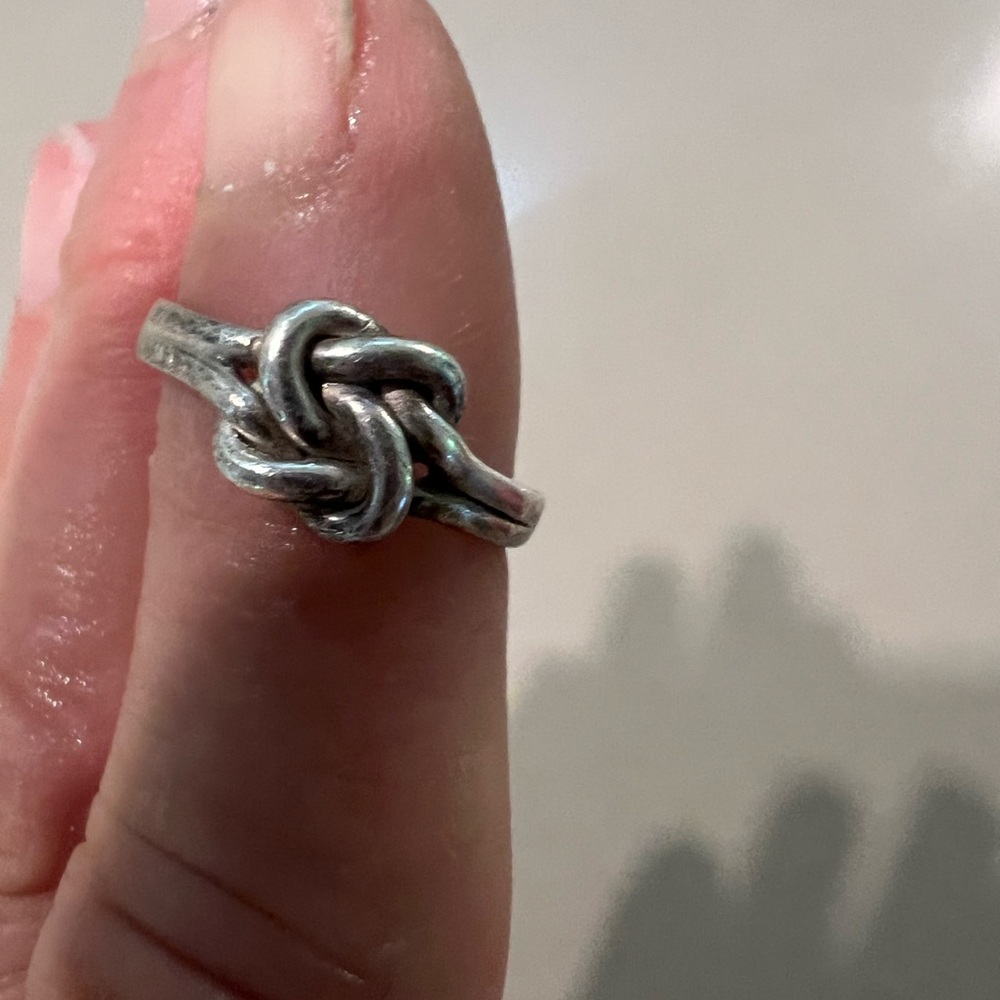 Elegant Silver Knot Ring